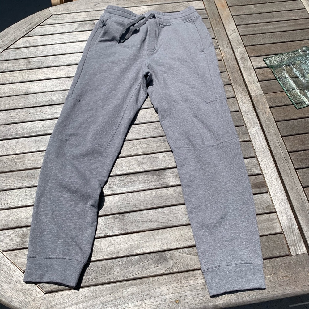 Men’s Lululemon Jogger Light Gray